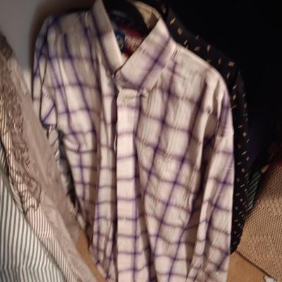 MEN'S SHORT AND LONG SLEEVE ROPER, GEORGE STRAIT, ETC WESTERN SHIRTS (LARGE)