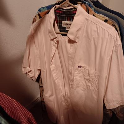 MEN'S CASUAL SHORT AND LONG SLEEVE SHIRTS SIZE L - XL