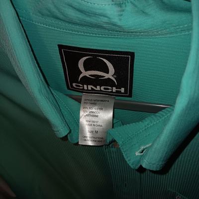 MEN'S CASUAL SHORT AND LONG SLEEVE SHIRTS SIZE L - XL