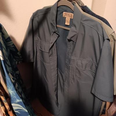 MEN'S CASUAL SHORT AND LONG SLEEVE SHIRTS SIZE L - XL