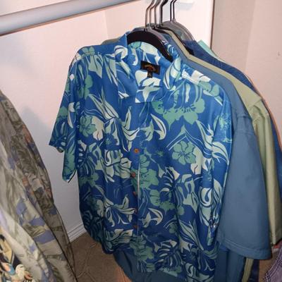 MEN'S CASUAL SHORT AND LONG SLEEVE SHIRTS SIZE L - XL