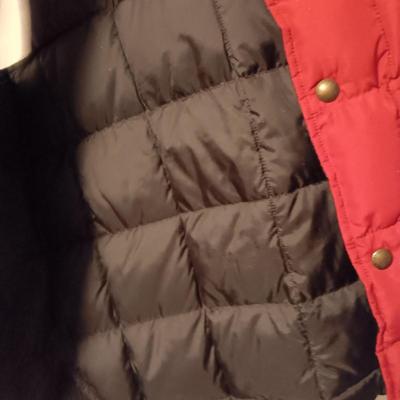 MEN'S SCULLY LEATHER VEST, REVERSIBLE VEST AND 2 LIGHTWEIGHT JACKETS