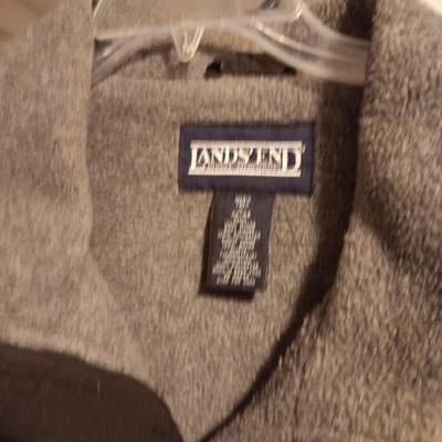 MEN'S SCULLY LEATHER VEST, REVERSIBLE VEST AND 2 LIGHTWEIGHT JACKETS