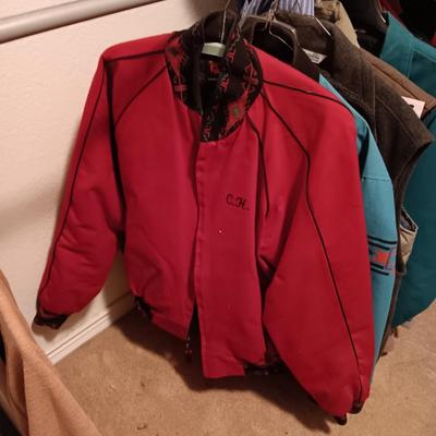 MEN'S JACKETS, COLUMBIA FLEECE VEST AND SWEATER (L)
