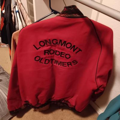 MEN'S JACKETS, COLUMBIA FLEECE VEST AND SWEATER (L)