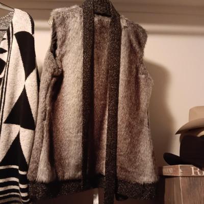 DAVID KAHN LONG SWEATER (L) AND CRIPPLE CREEK FAUX FUR VEST (XL)
