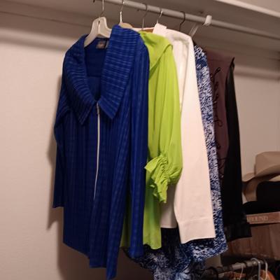 LADIES PLUS SIZE CLOTHES