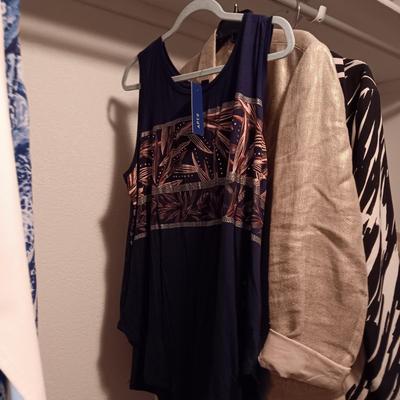 LADIES PLUS SIZE CLOTHES