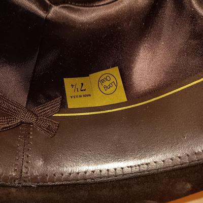 RODEO KING BLACK FELT HAT SIZE 7 1/4 PLUS CLOTHES BRUSH