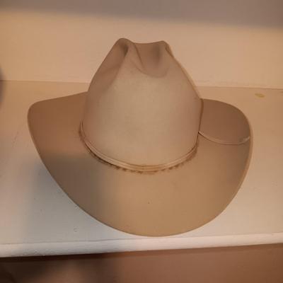 2 WESTERN HATS SIZE 7 1/8