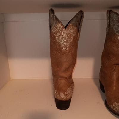 LADIES LANE LEATHER WESTERN BOOTS SIZE 11