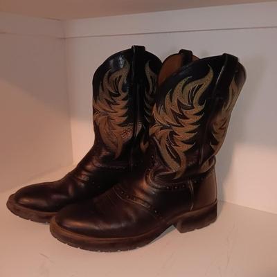 MEN'S JUSTIN LEATHER WESTERN BOOTS SIZE 10FF