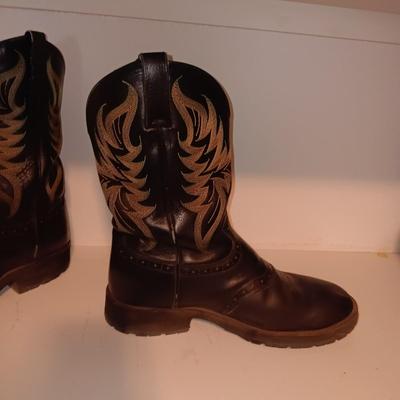 MEN'S JUSTIN LEATHER WESTERN BOOTS SIZE 10FF