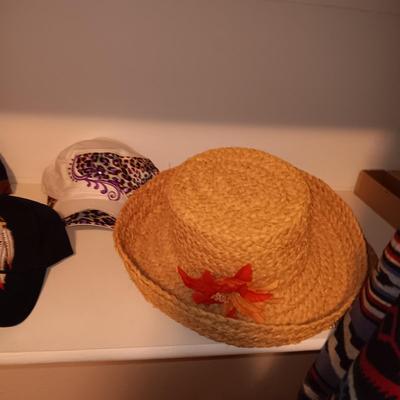 MAINLY LADIES BALL CAPS AND SUN HAT