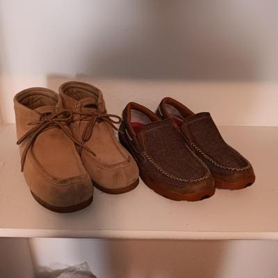 ROPER SUEDE SHOES AND LIKE NEW TWISTED X CASUAL SHOES SIZE 11