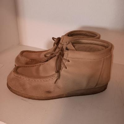 ROPER SUEDE SHOES AND LIKE NEW TWISTED X CASUAL SHOES SIZE 11