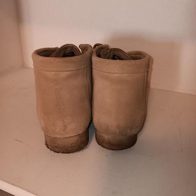 ROPER SUEDE SHOES AND LIKE NEW TWISTED X CASUAL SHOES SIZE 11