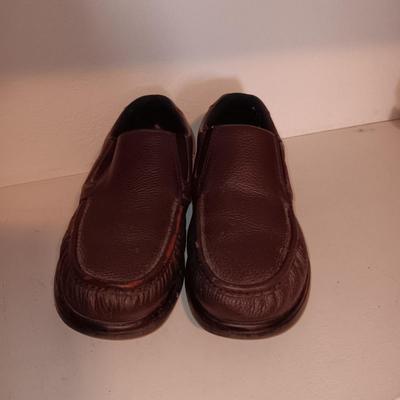 MEN'S TWISTED X AND SAS SHOES SIZE 10 1/2 & 11