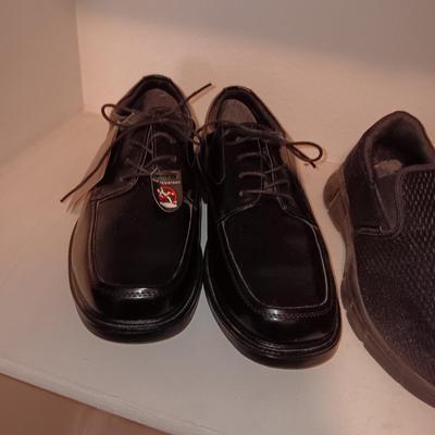 MEN'S NEW NUNN BUSH AND SKECHER SHOES 10 1/2