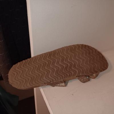 3 PAIRS OF LADIES SANDALS SIZE 11