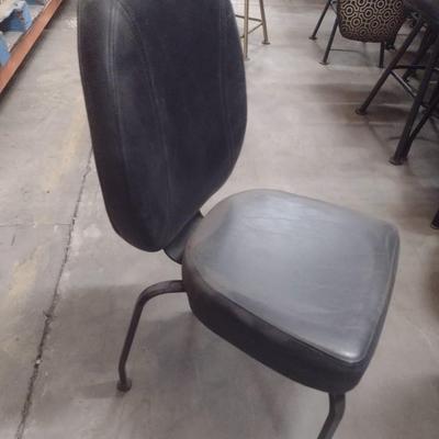 Set of Four Gary Platt Commercial Grade World Poker Series Cushioned Seat and Back Slot Chair