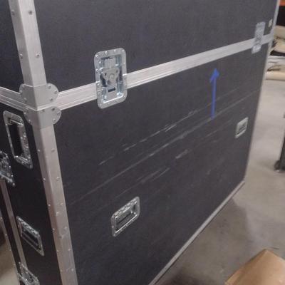 Yamaha PM5D-RH Digital Mid-Level Large Venue Mixing Console with Road Case and Power Receiver Choice A