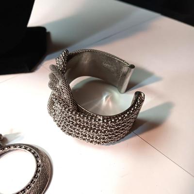 SILVER-TONE COSTUME JEWELRY