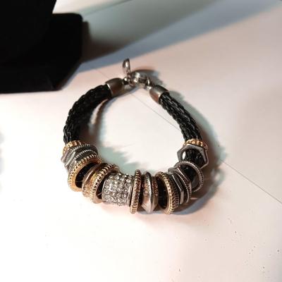 FASHION JEWELRY