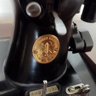 SINGER SEWING MACHINE IN CABINET WITH STOOL