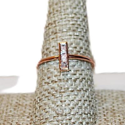 Size 8 ½ Marked .925 Vertical Rectangle Ring with 3 Clear Stones on a Silver Filled ROSE GOLD Band (1.2g)