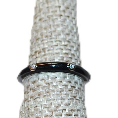 Size 6¾ Delicate BLACK Ring with 6 Accent Clear Stones on a Silver Tone Band (2.3g)