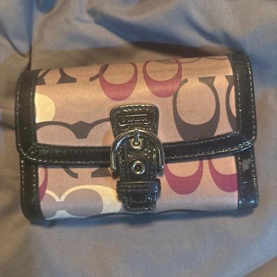 Coach Poppy Patent Leather Wallet