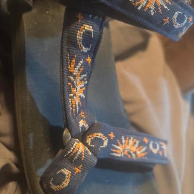 Sun and Moon “tevas” 8.5
