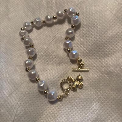 Bumble bee bling pearl bracelet