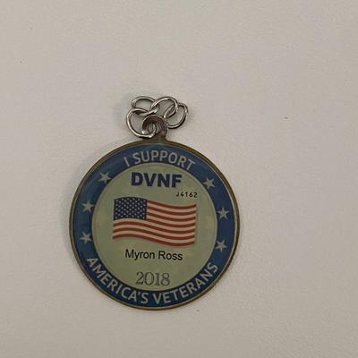 I Support America's Veterans pin 