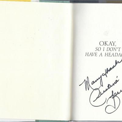 Cristina Ferrara signed book