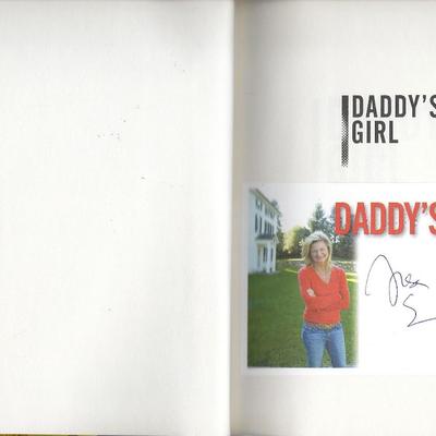 Daddy's Girl Lisa Scottoline signed book