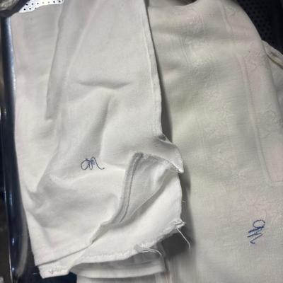 Vintage linen lot 5 Monogram M Hankies
