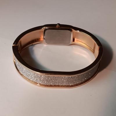 UNIQUE FASHION JEWELRY