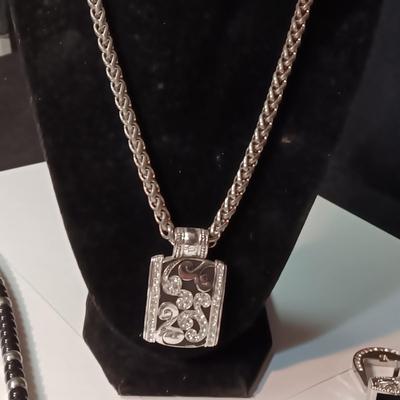 FASHION JEWELRY WITH A WESTERN FEEL