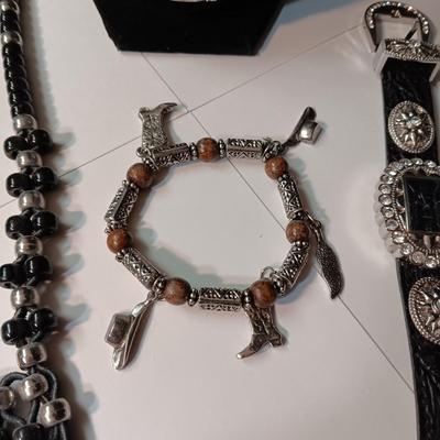 FASHION JEWELRY WITH A WESTERN FEEL