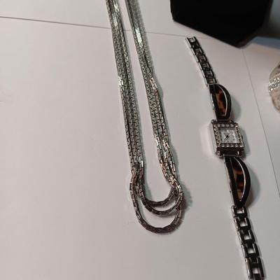 SILVER-TONE FASHION JEWELRY