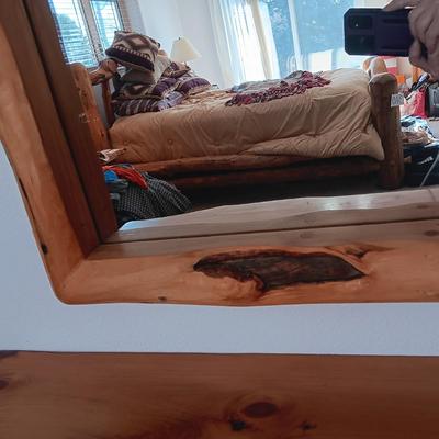 PINE LOG WALL MIRROR WITH SWAG