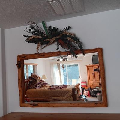PINE LOG WALL MIRROR WITH SWAG