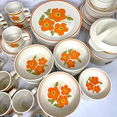 Vintage Temper Ware by Lenox Dish Set - Fire Flower Pattern