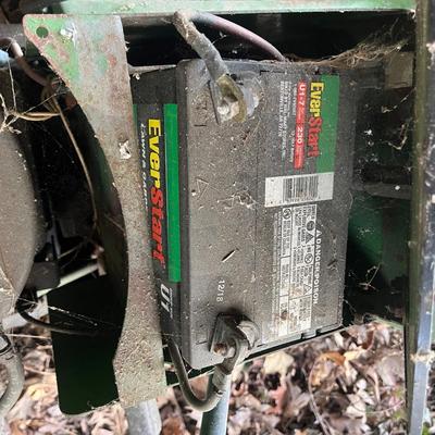 John Deere 111 Riding Mower (S-MG)