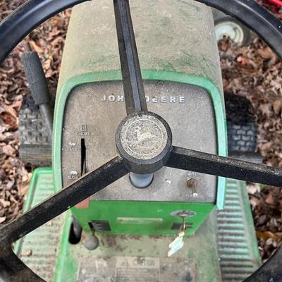 John Deere 111 Riding Mower (S-MG)