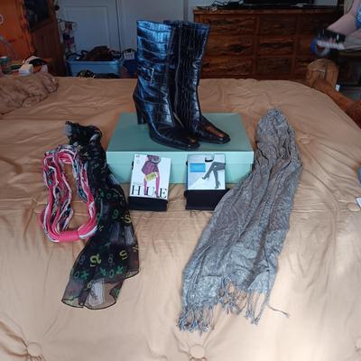 NEW GIANNI BINI BOOTS (11) SCARVES AND LEGGINGS