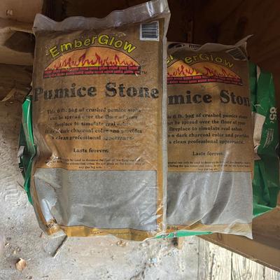 Red Devil Spreader & Peat Moss (S-MG)