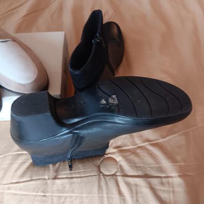 LIKE NEW MUNRO AND CLARKS SHORT BOOTS AND SHOES